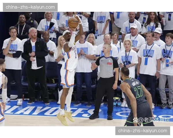 裁判委员会会议提及,将更严格处理意图打断对手快速反击的战术犯规 裁判委员会会议提及,将更严格处理意图打断对手快速反击的战术犯规